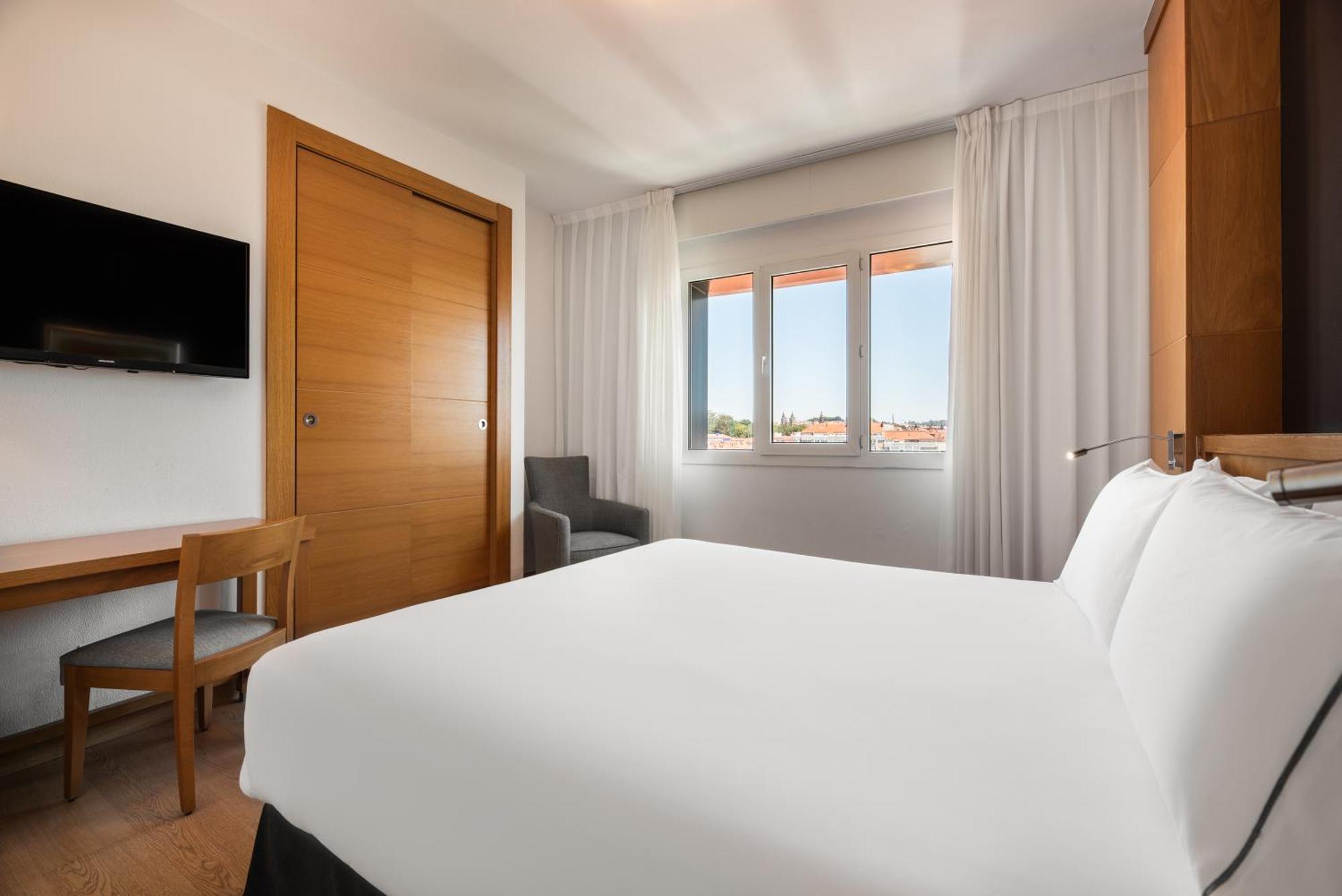Superior Double or Twin Room City View