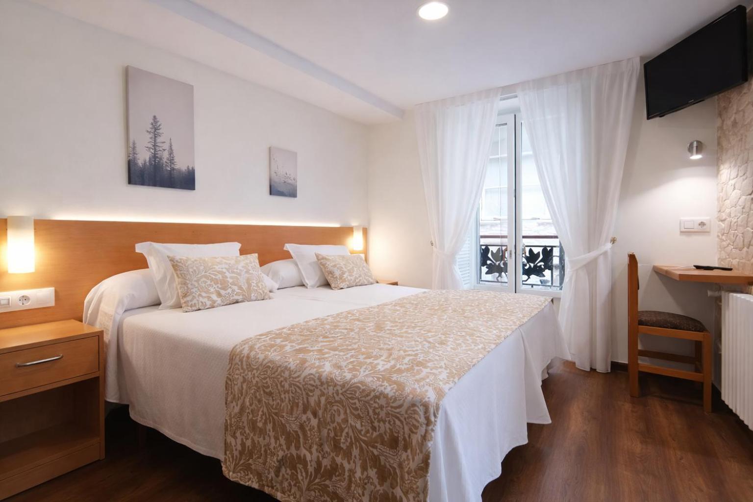 Triple Room,1758532551:JPEG