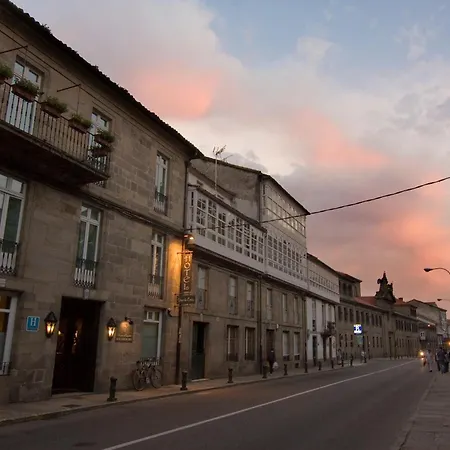 Hotel Virxe Da Cerca By Pousadas De Compostela-2